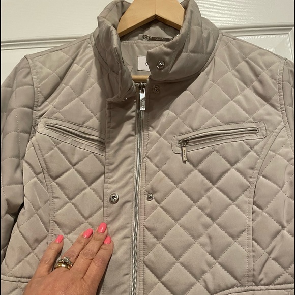 Calvin Klein Women’s Quilt jacket. Like New Size S - Picture 2 of 5